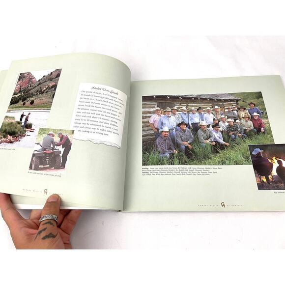 Cowboy Artists of America Paperback 36th Phoenix Art Museum 2001 First Edition - Picture 5 of 11